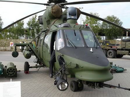 Máy bay trực thăng vũ trang W-3 Sokol, Philippines mua của Ba Lan.